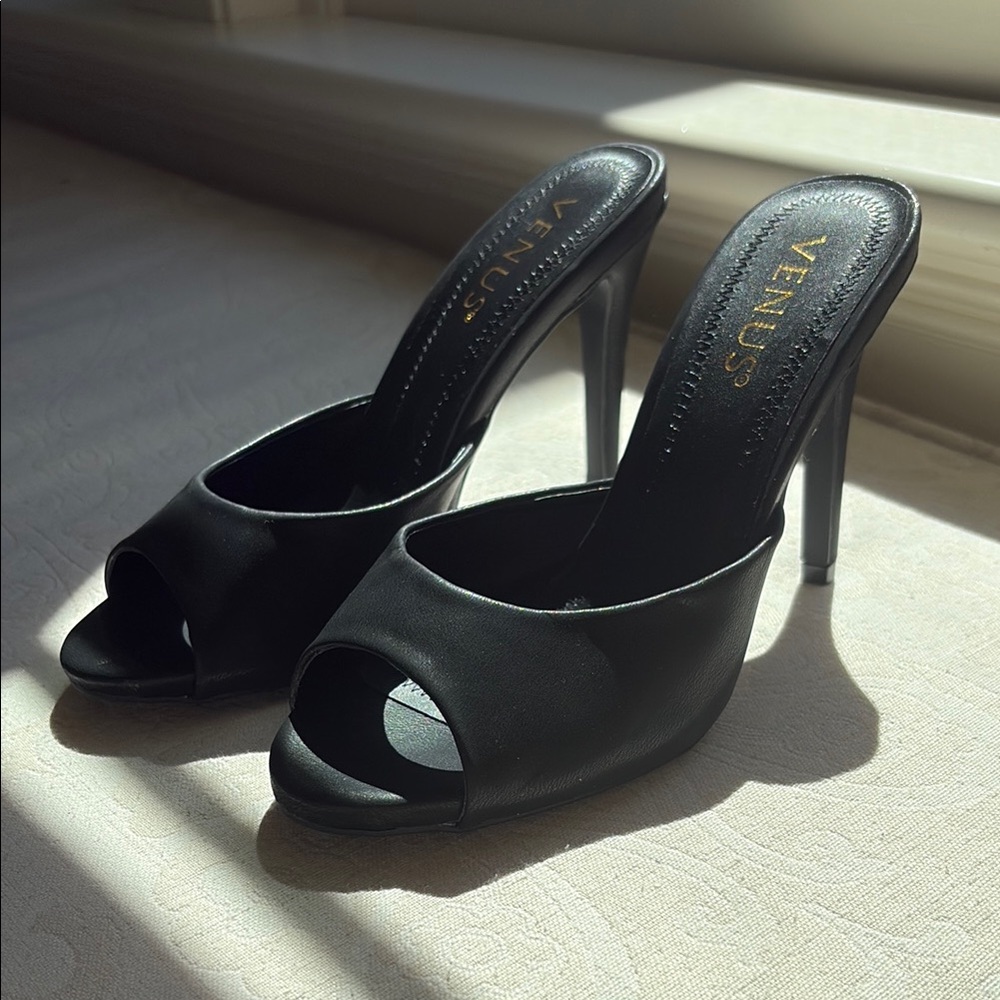 Venus Black Women's Heeled Mules